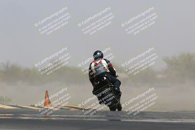 media/Mar-28-2022-Superbike Trackdays (Mon) [[b8603d0f67]]/Open Track Time/Turn 16/